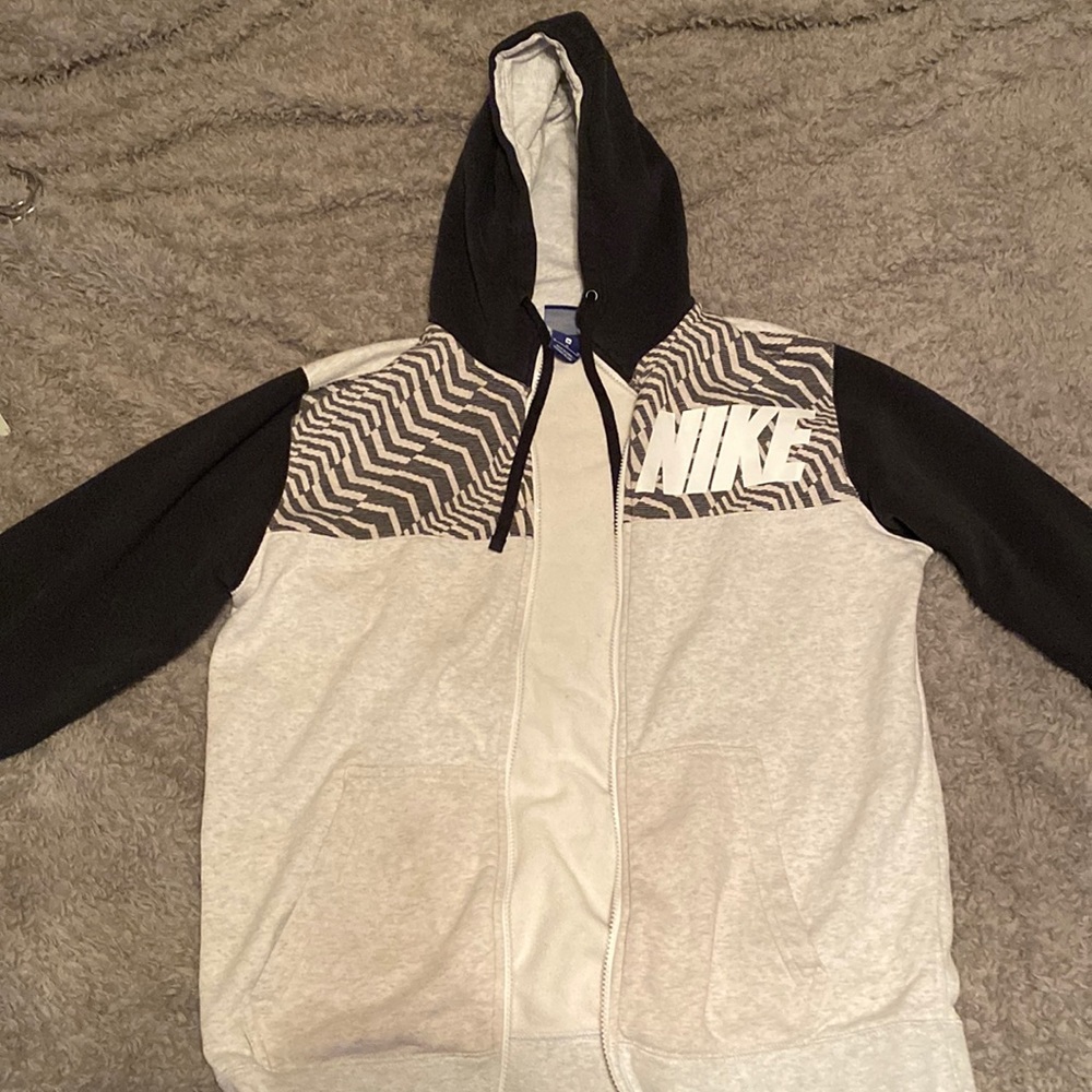 Nike zip up, Size M, Like New